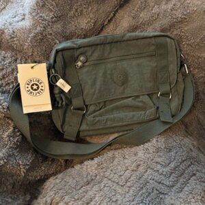 Kipling Gracy bag in Light Aloe NWT